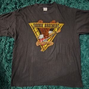 Vintage Doobie Brothers “Taking It to the World” Tee – Bold Eagle Graphic